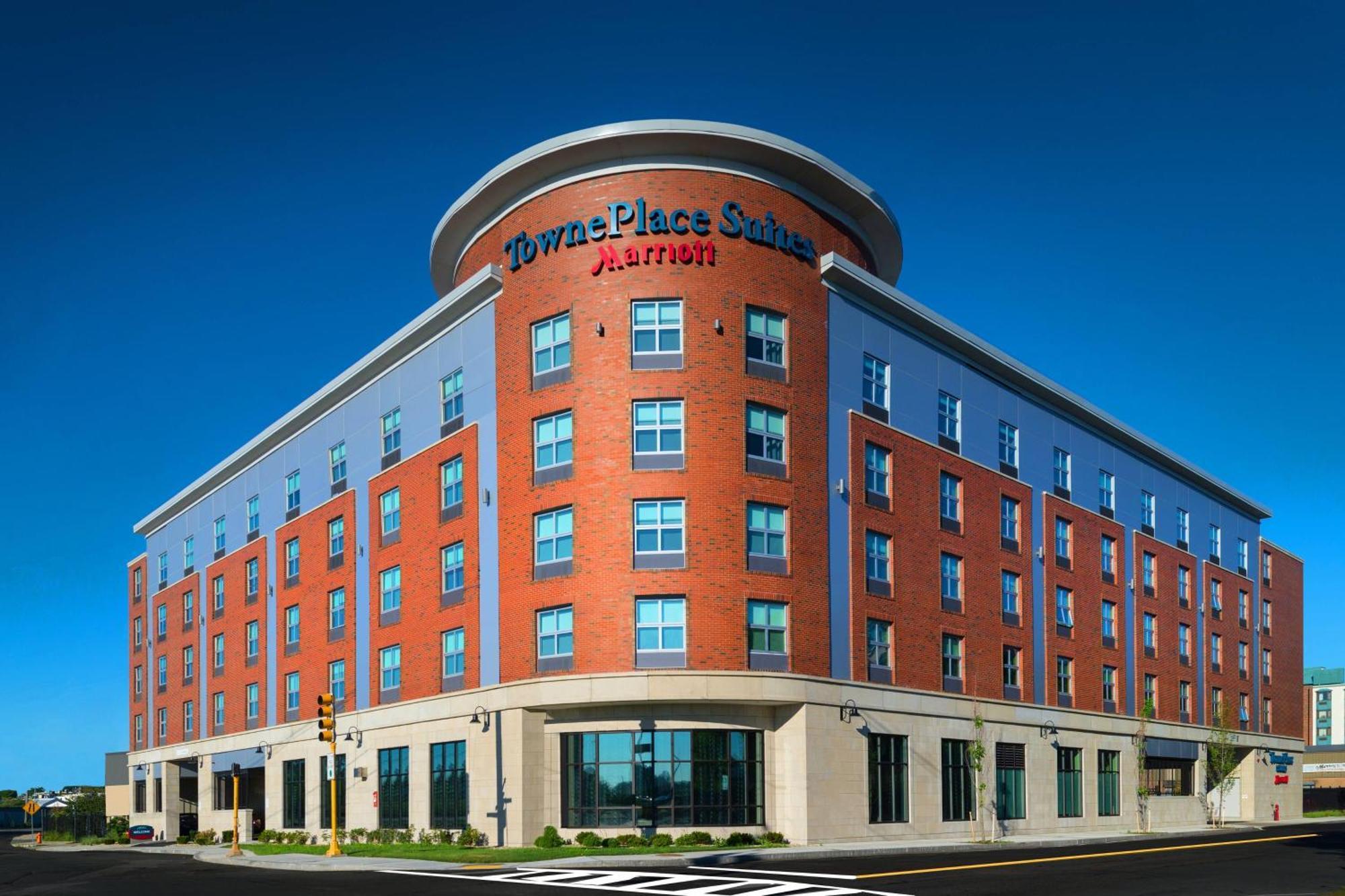 Towneplace Suites By Marriott Boston Logan Airport/Chelsea Bagian luar foto