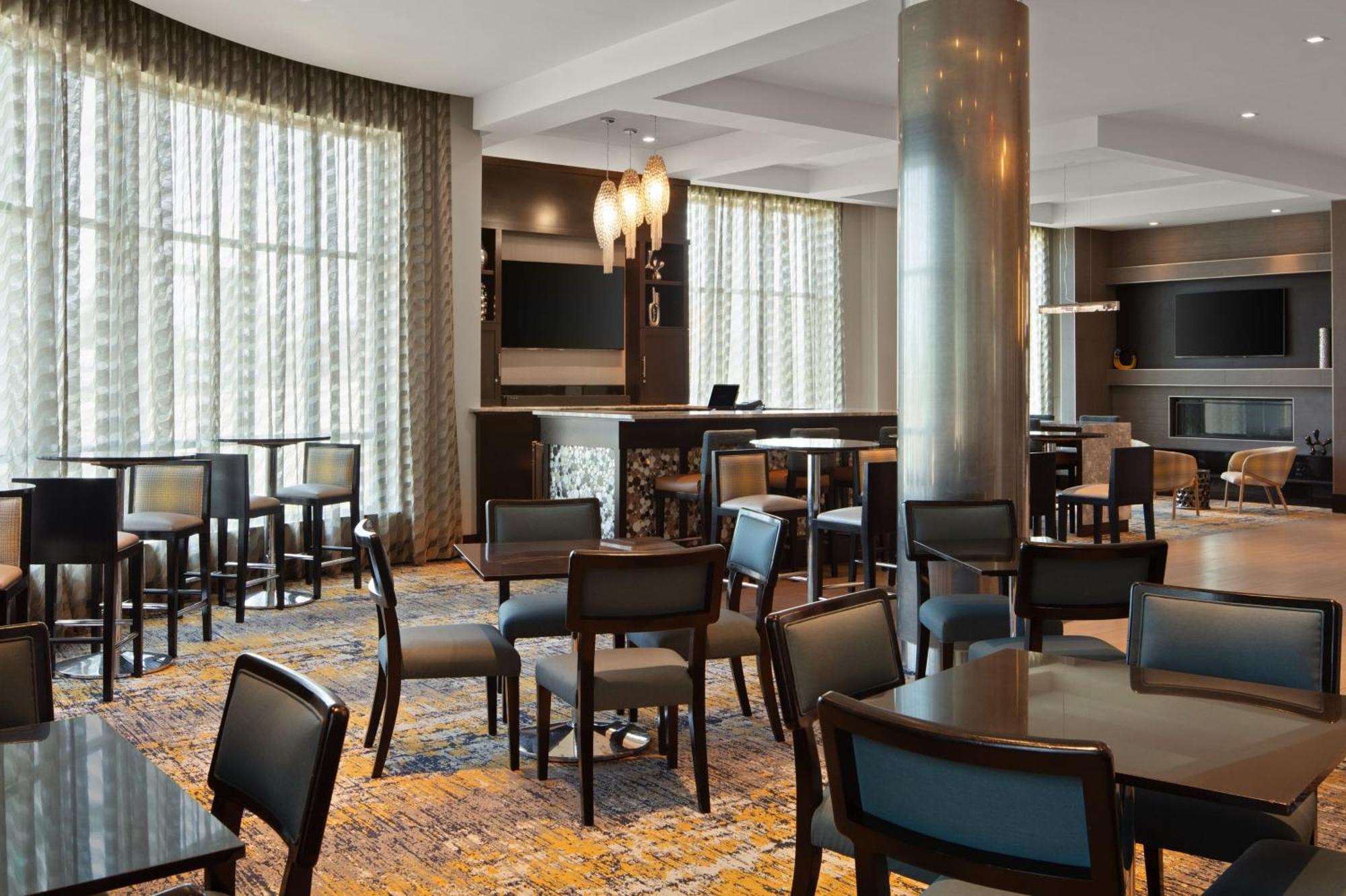 Towneplace Suites By Marriott Boston Logan Airport/Chelsea Bagian luar foto