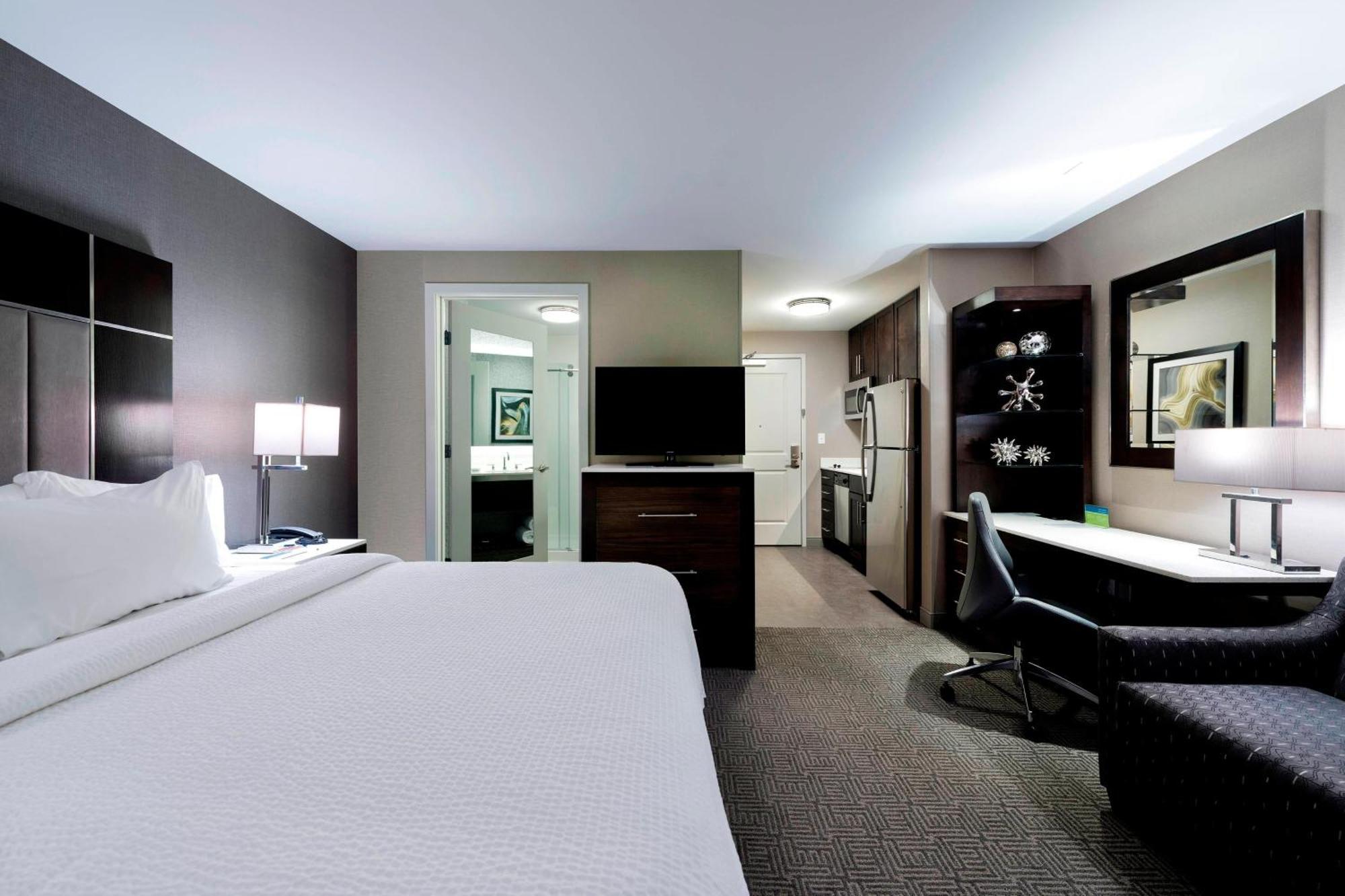 Towneplace Suites By Marriott Boston Logan Airport/Chelsea Bagian luar foto