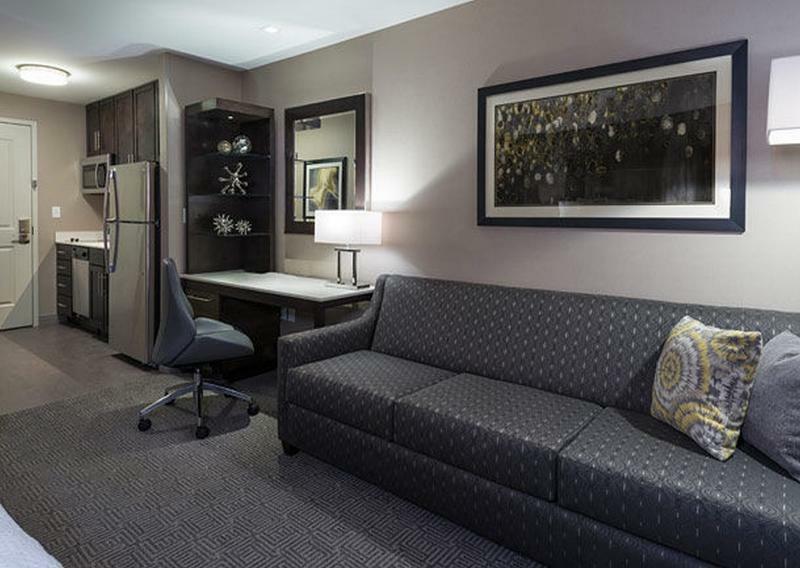 Towneplace Suites By Marriott Boston Logan Airport/Chelsea Bagian luar foto