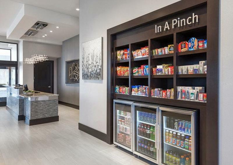 Towneplace Suites By Marriott Boston Logan Airport/Chelsea Bagian luar foto